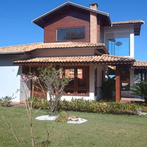 Chácara de 1.000 m²  com Piscina à Venda no Horizonte Azul II